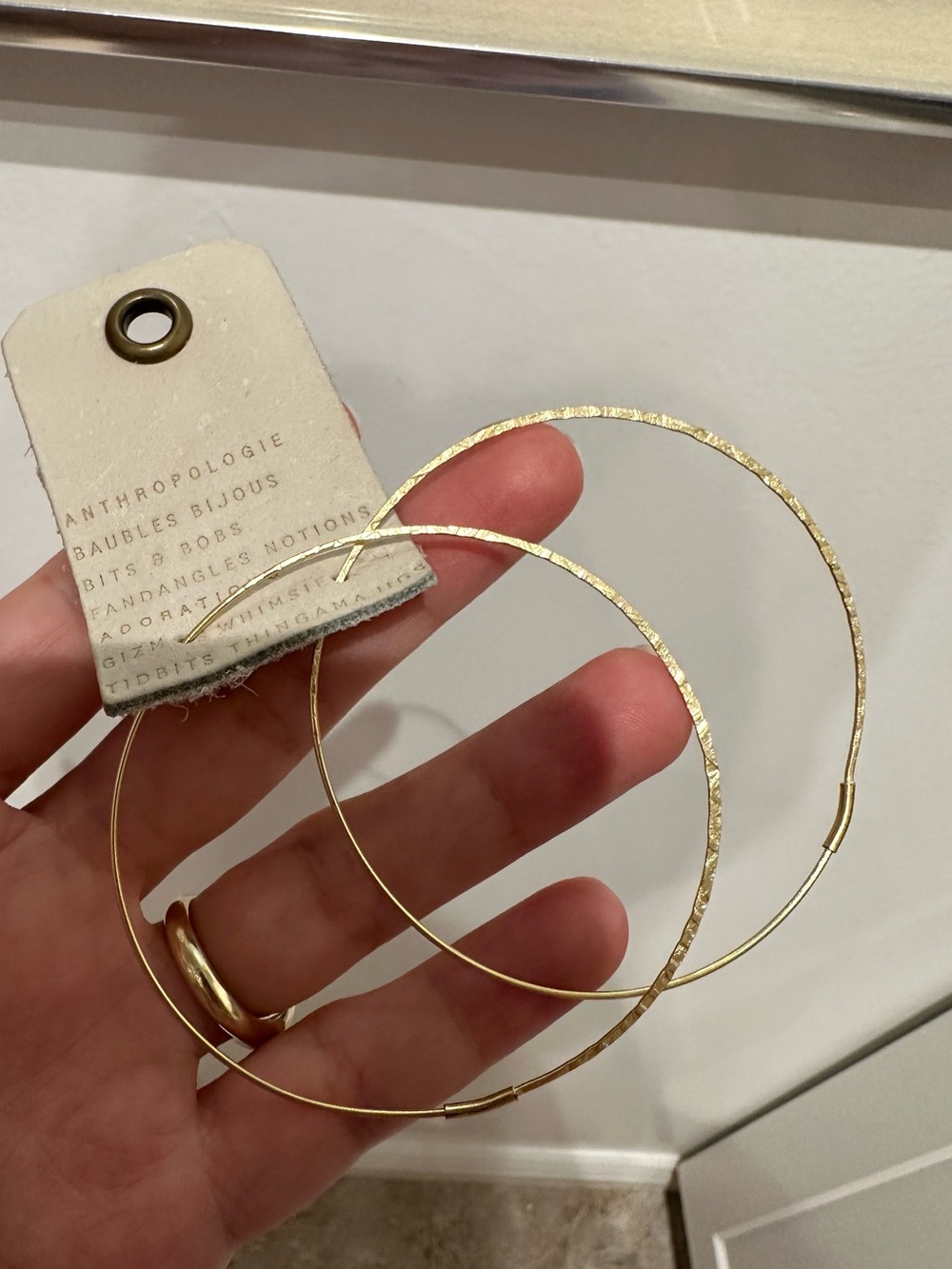 Anthropologie Gold Hammered Wire Hoop Earrings Delicate Thin Texture Classic NWT - Picture 2 of 2